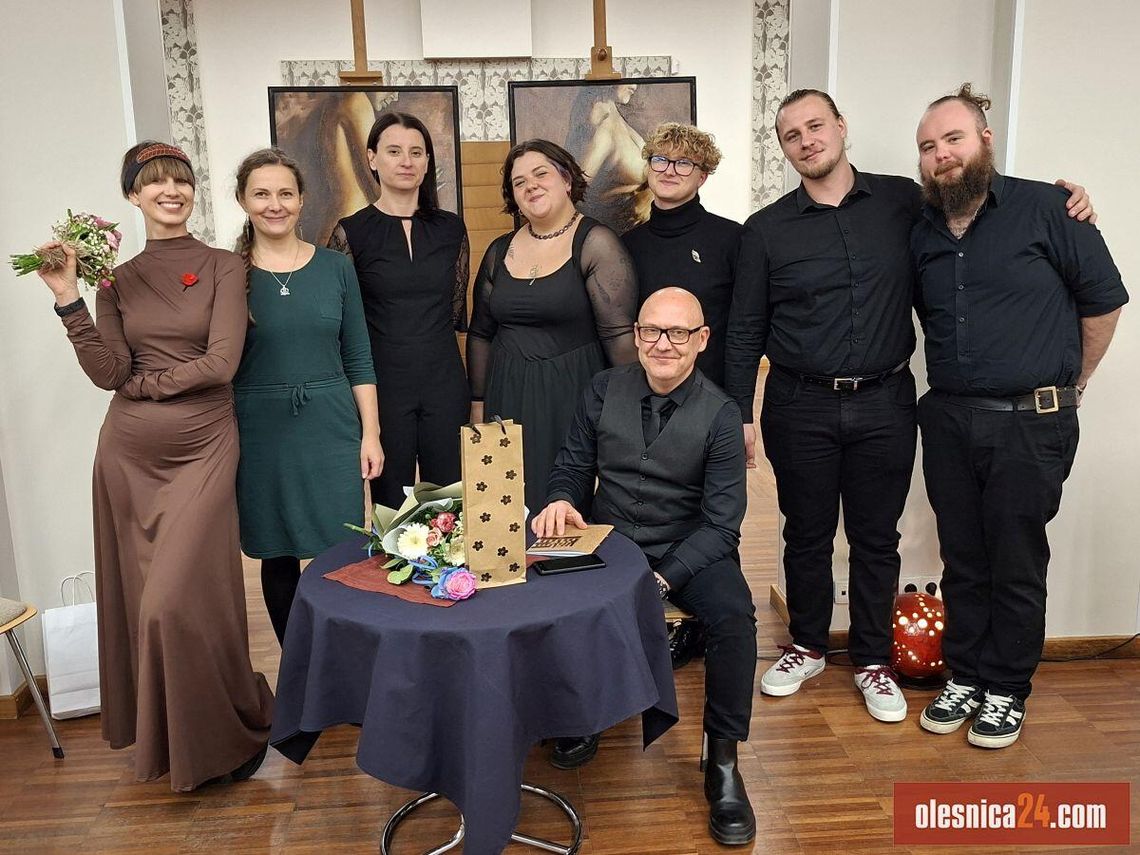 Jarosław Kiełbasiewicz, czyli wieczór z artystą w klimacie młodopolskiej cyganerii