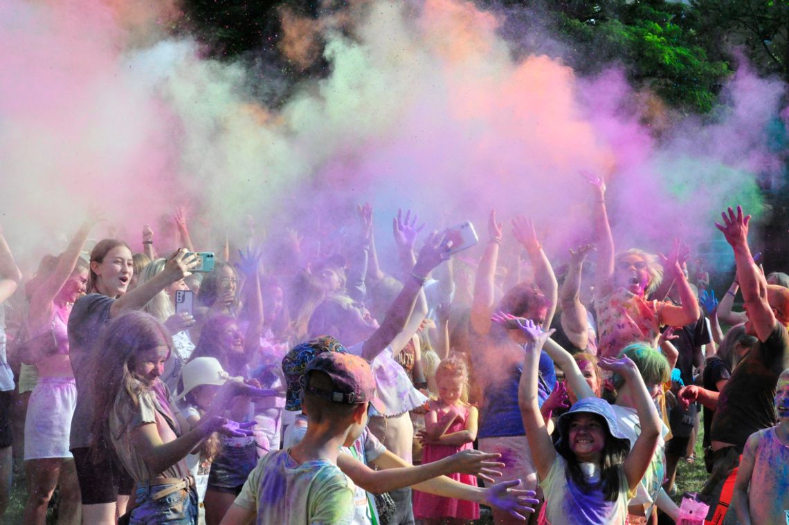 Kolorowi oleśniczanie, czyli Kolor Fest w Oleśnicy