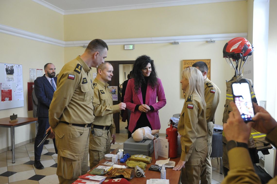 Konferencja o ochronie ludności z wojewodą w Oleśnicy