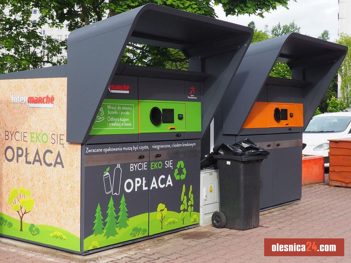 Koniec z kolejkami! Intermarche w Oleśnicy postawiło drugi butelkomat – klienci odetchnęli z ulgą