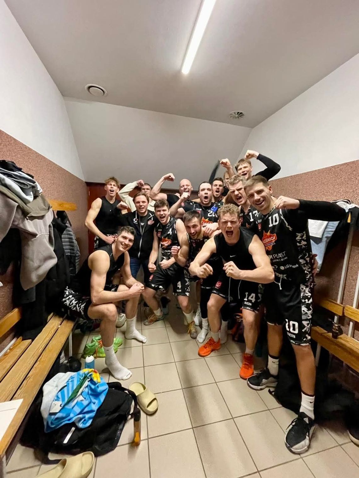 Koszykarze z Oleśnicy grali w Kątach Wrocławskich