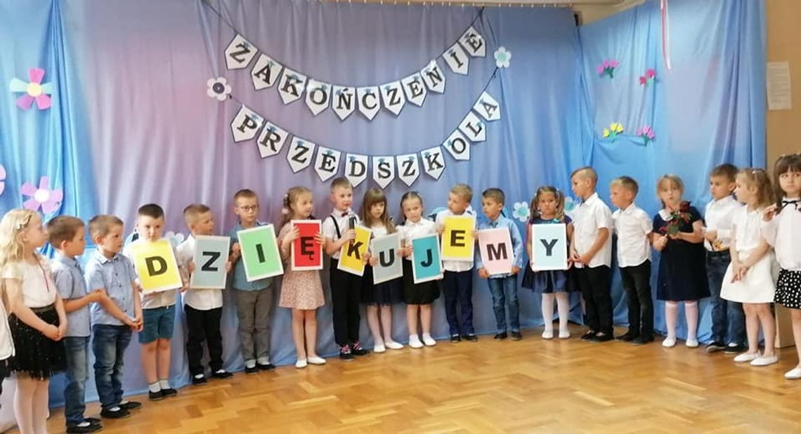 Krasnale z oleśnickiej Jedynki pożegnały się z przedszkolem