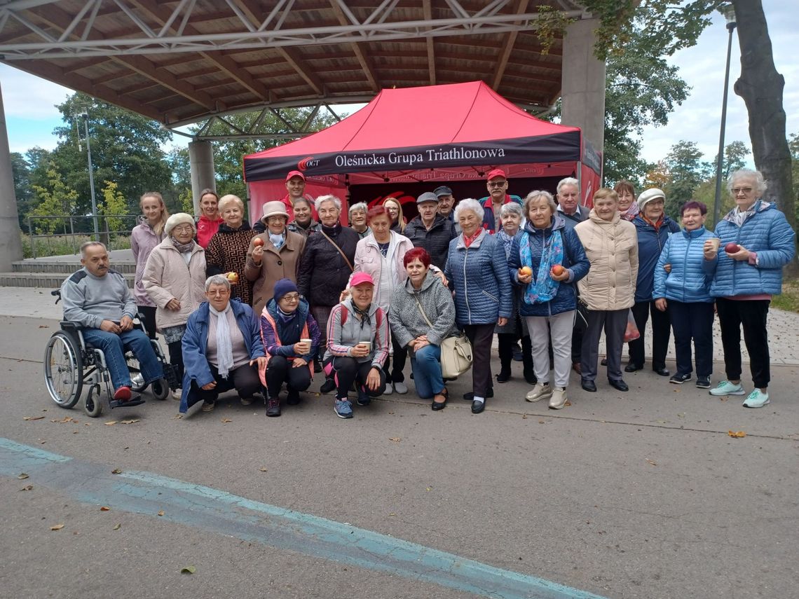 Marsz po zdrowie z seniorami w Oleśnicy 