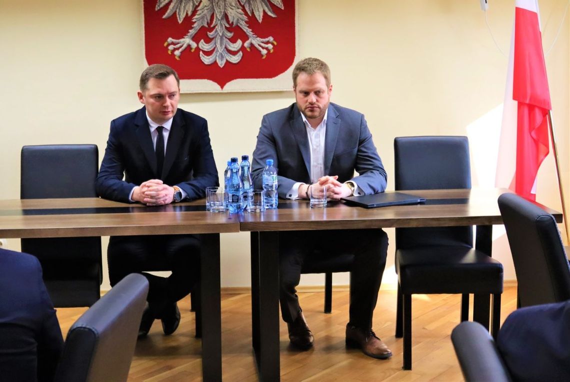 Minister cyfryzacji w Dobroszycach. Co z szerokopasmowym Internetem?