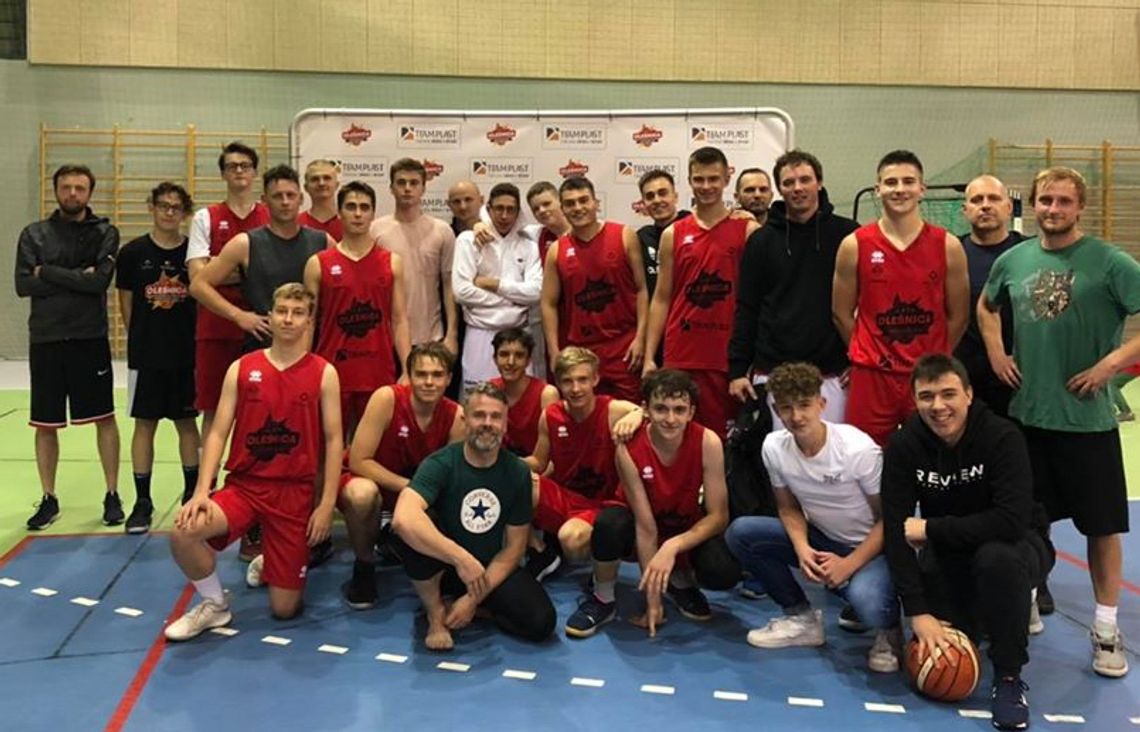 Młodsi na starszych - Team-Plast Koszykarski Klub Oleśnica