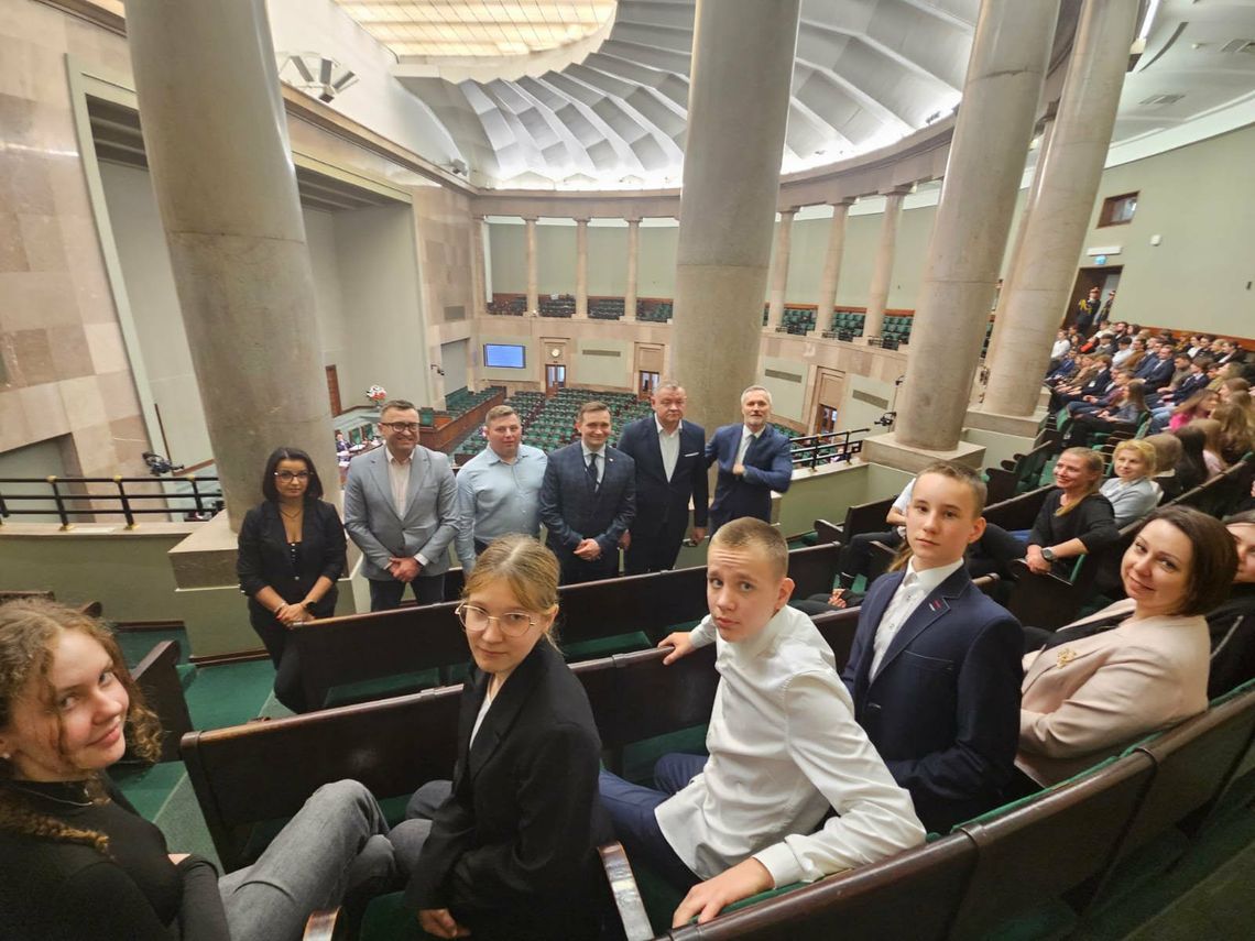 Młodzi z gminy Oleśnicy w Sejmie i Koperniku