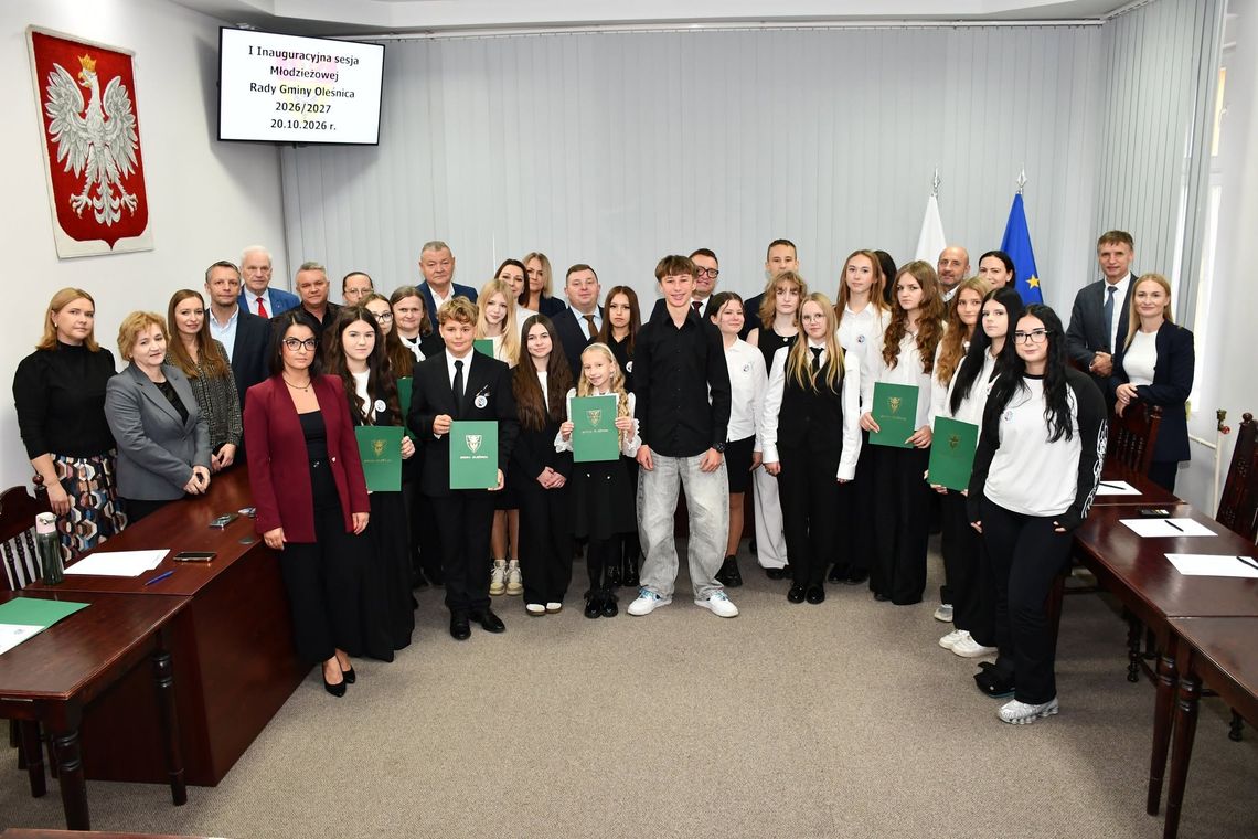 Młodzież przejmuje głos w gminie Oleśnica! Wybrano nowe władze Młodzieżowej Rady Gminy Młodzież przejmuje głos w gminie Oleśnica! Wybrano nowe władze Młodzieżowej Rady Gminy