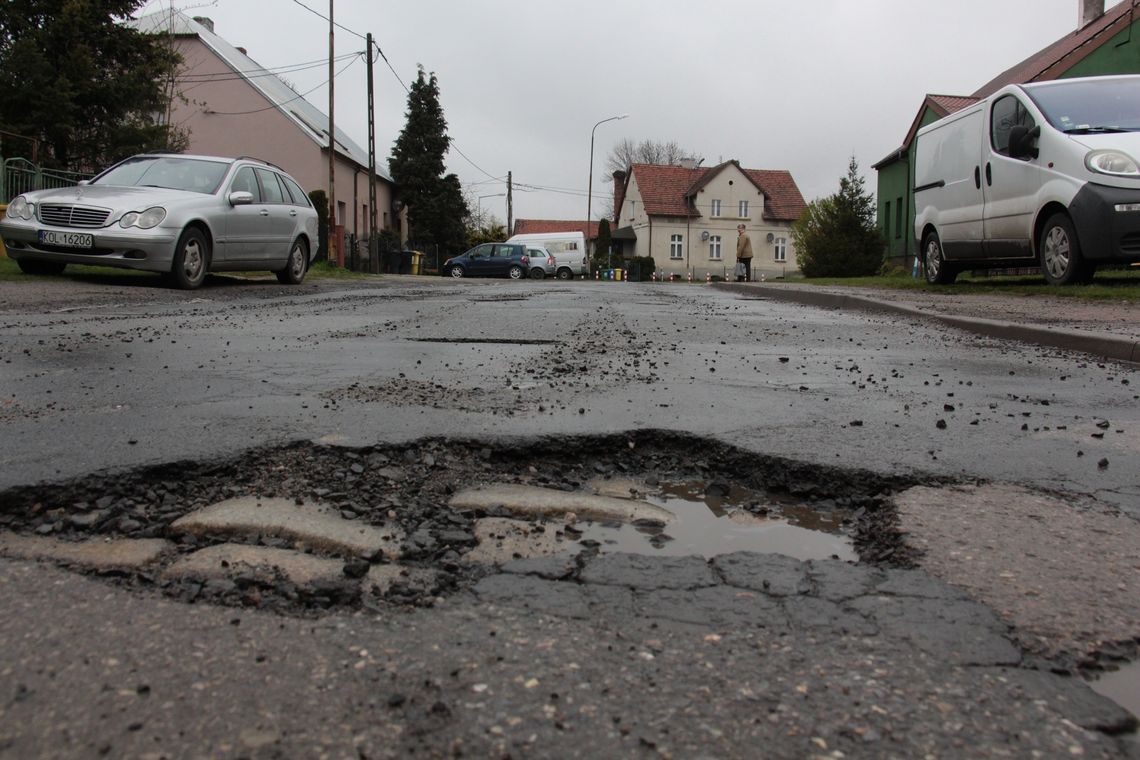 Na drogach w Oleśnicy mamy asfaltowy dramat!
