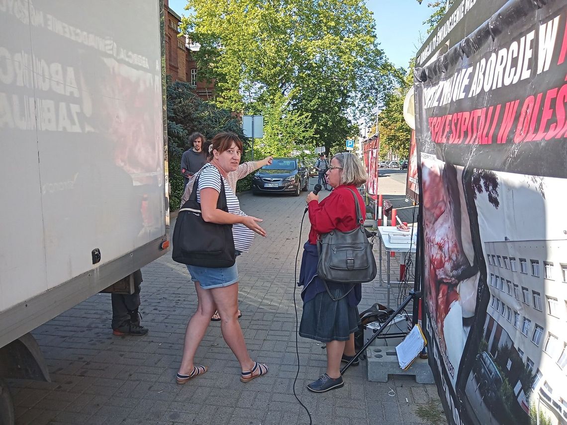 Nadzwyczajnej sesji w sprawie antyaborcjonistów nie będzie