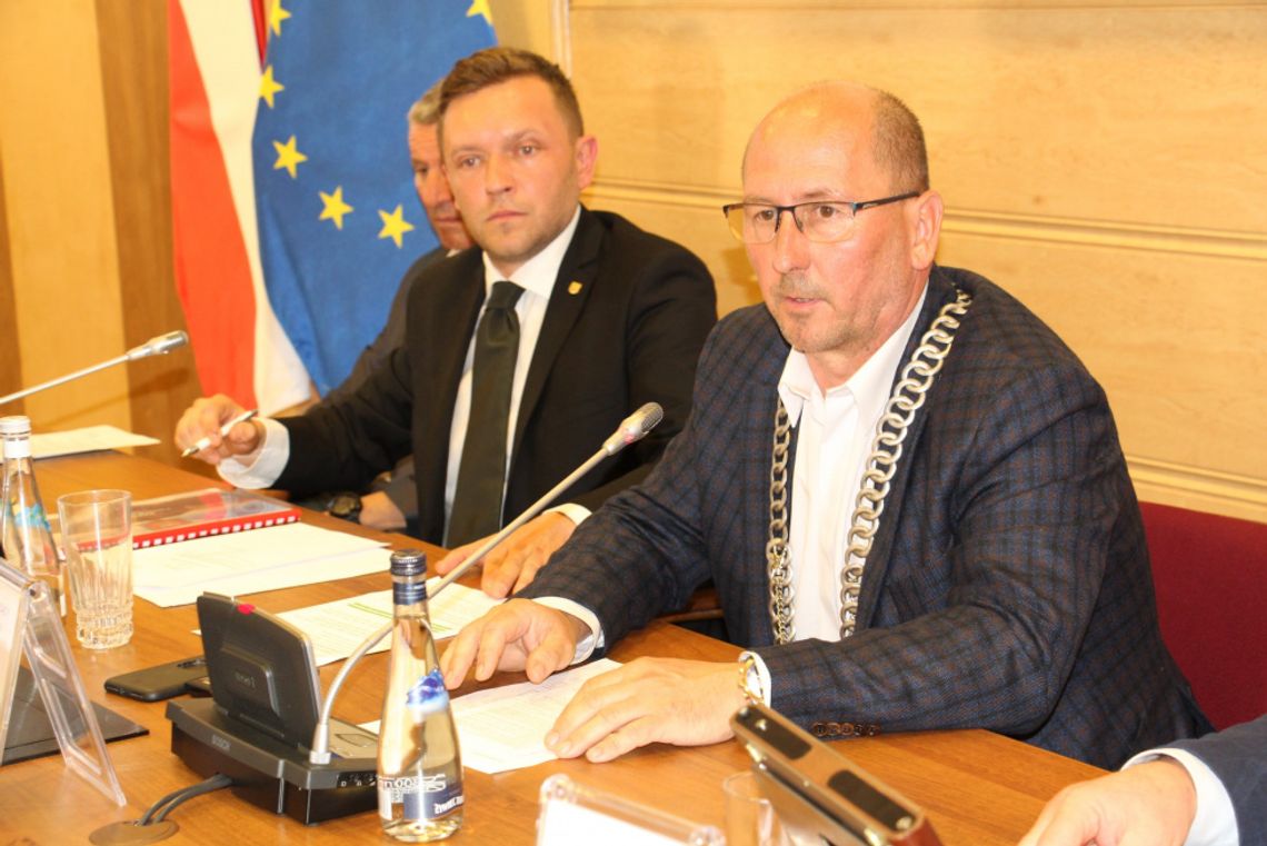 NASZ NEWS: Odwołania przewodniczącego Rady Miasta Oleśnicy dzisiaj nie będzie?