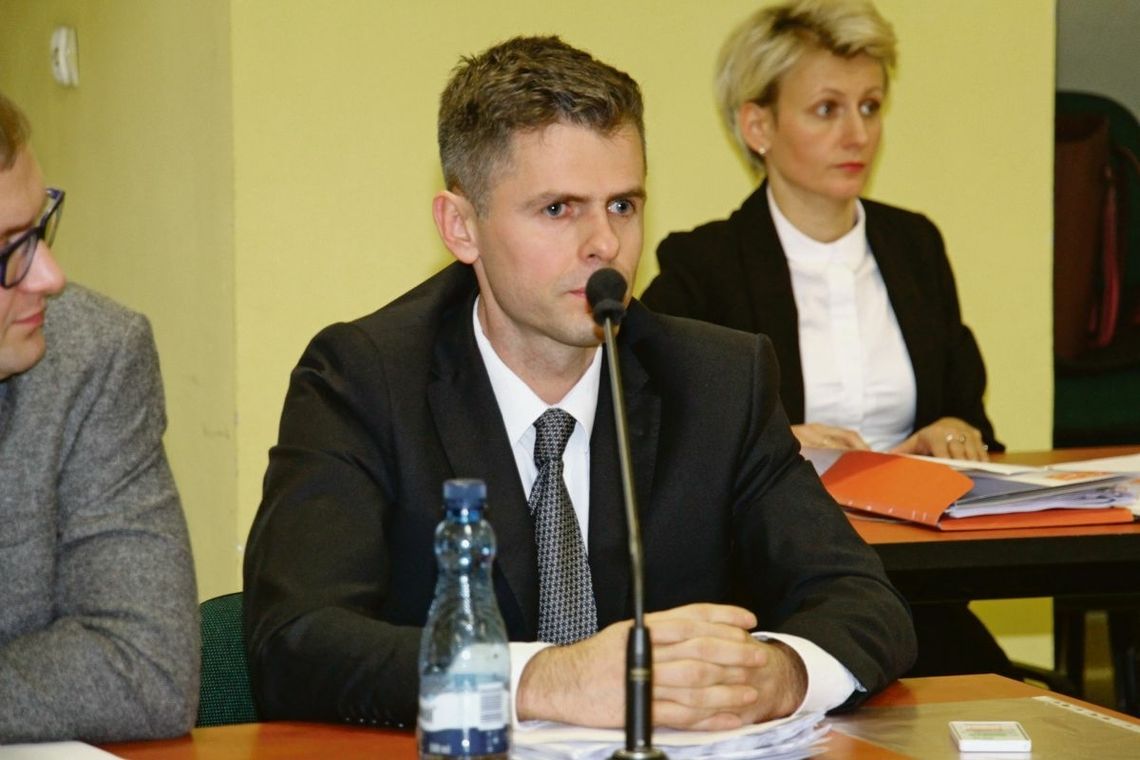 NASZ NEWS: Przewodniczący podał się do dymisji
