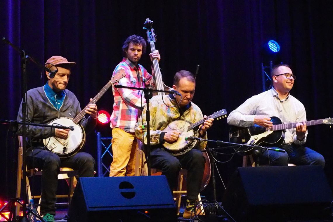 Nostalgiczny koncert Warszawskiego Combo Tanecznego w Oleśnicy