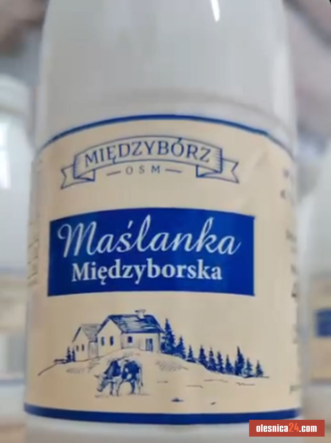 Nowa maślanka z Międzyborza podbija sklepy! Lżejsza, ładniejsza i idealna na upały (ROLKA)