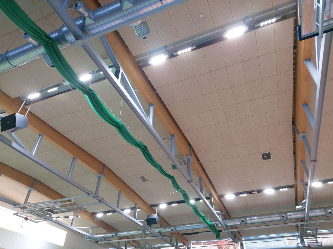 Nowe oświetlenie w hali sportowej OKR Atol w Oleśnicy