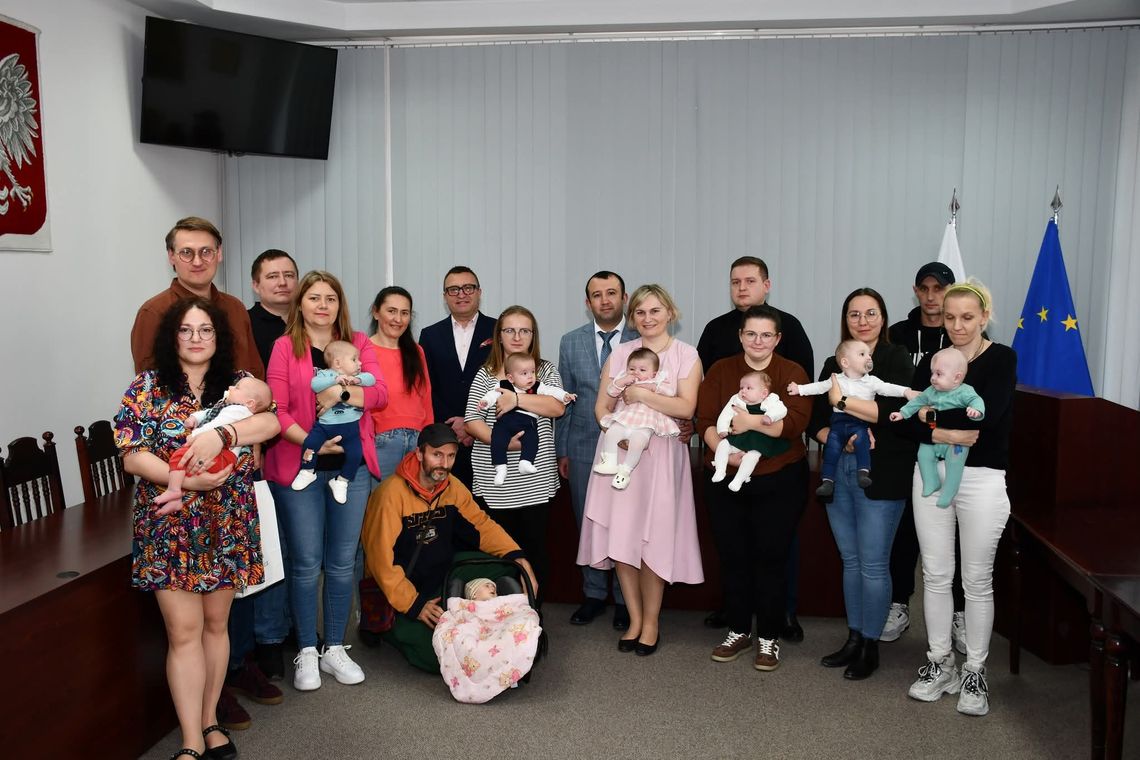 Nowi mieszkańcy gminy Oleśnica zostali powitani Nowi mieszkańcy gminy Oleśnica zostali powitani