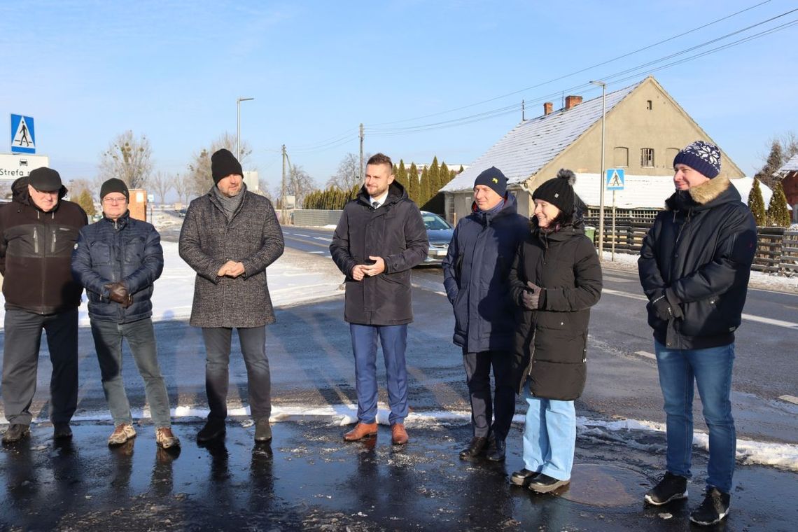 Nowy chodnik w gminie Dobroszyce i inne inwestycje