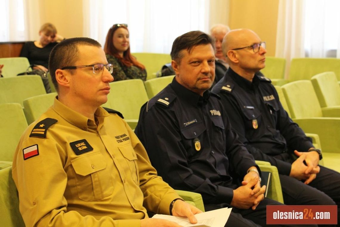 O bezpieczeństwie rozmawiają radni na sesji Rady Miasta Oleśnicy