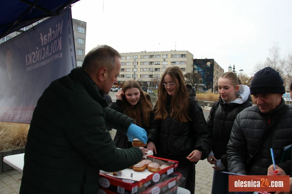 Oleśnica Razem zaprosiła na pączki