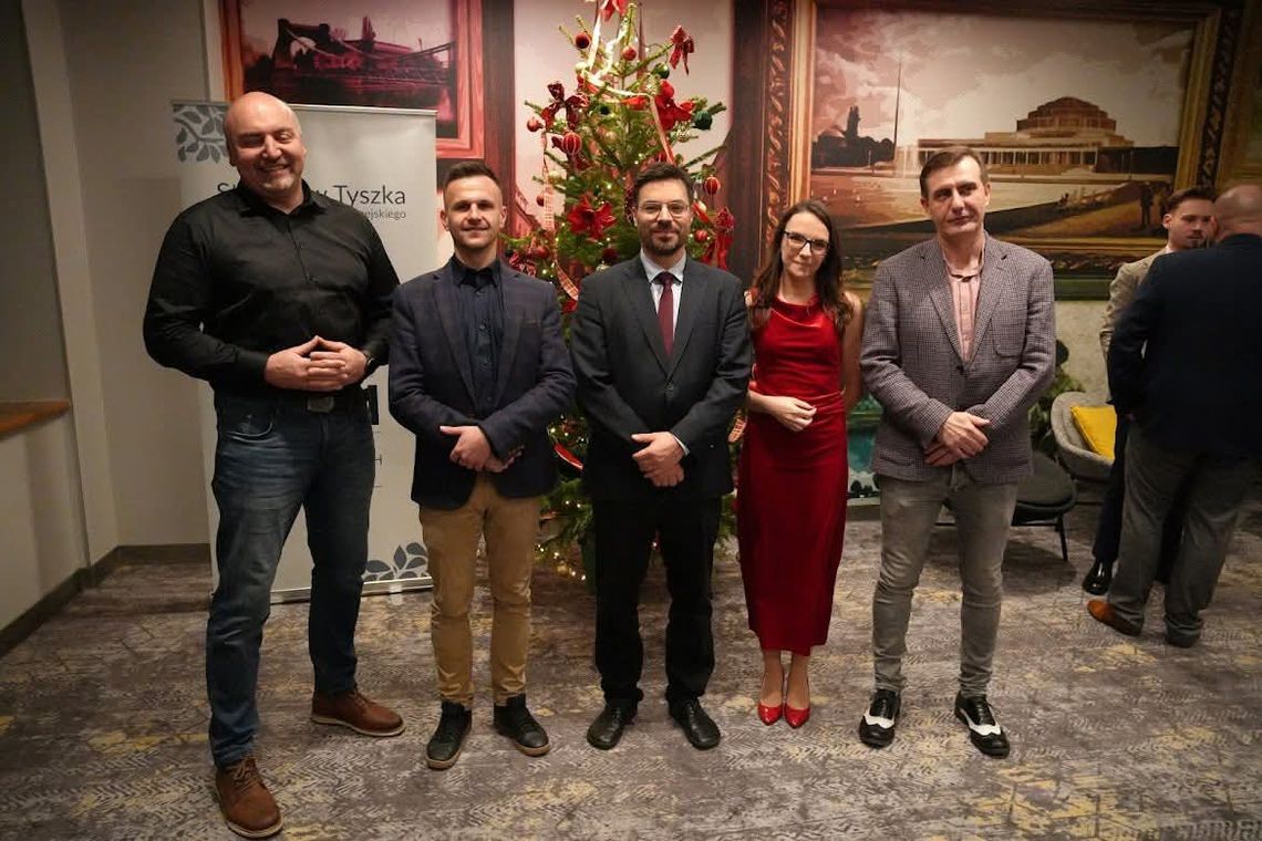 Oleśniccy konfederaci na przedświątecznym spotkaniu we Wrocławiu Oleśniccy konfederaci na przedświątecznym spotkaniu we Wrocławiu