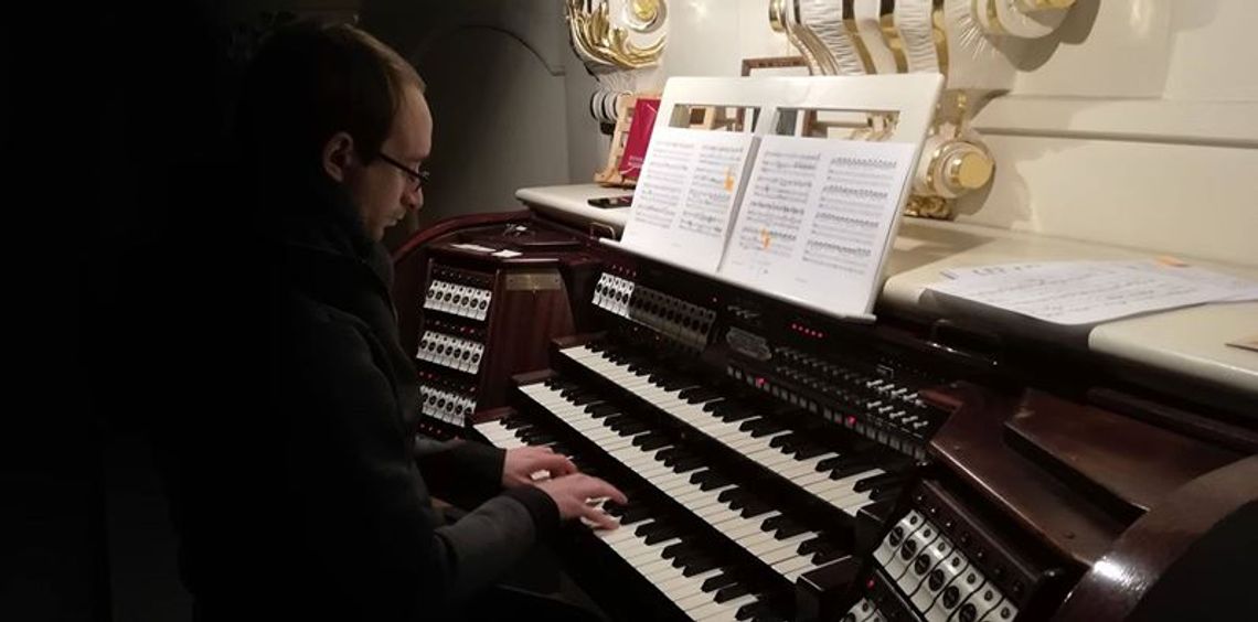 Oleśnicki organista zaprasza