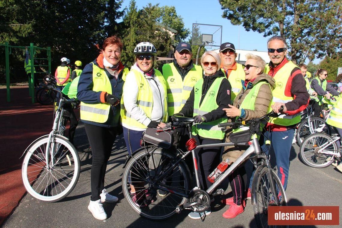 Oleśnicki Rajd Rowerowy - pedałuje  dwustu cyklistów