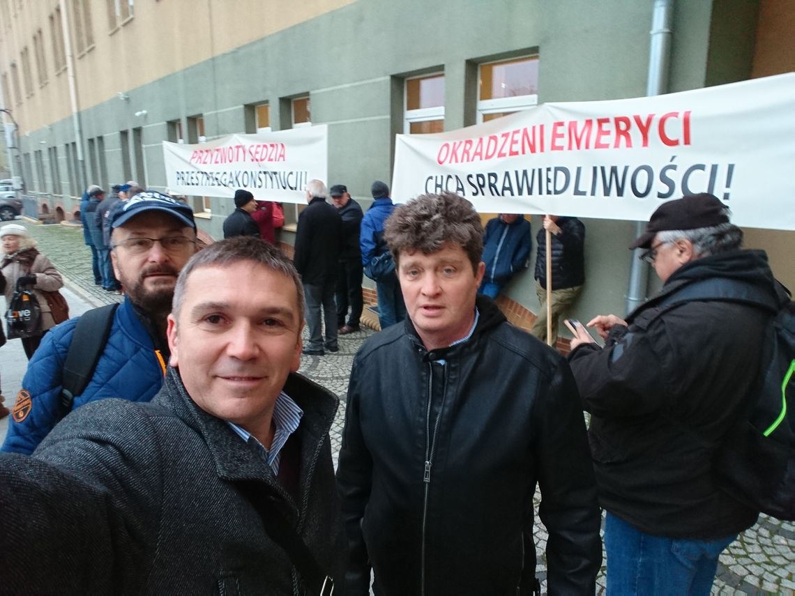 Oleśnickie SLD protestuje