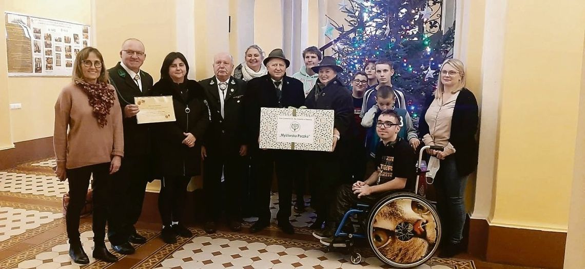 Paczki od myśliwych ze Św. Huberta w Oleśnicy