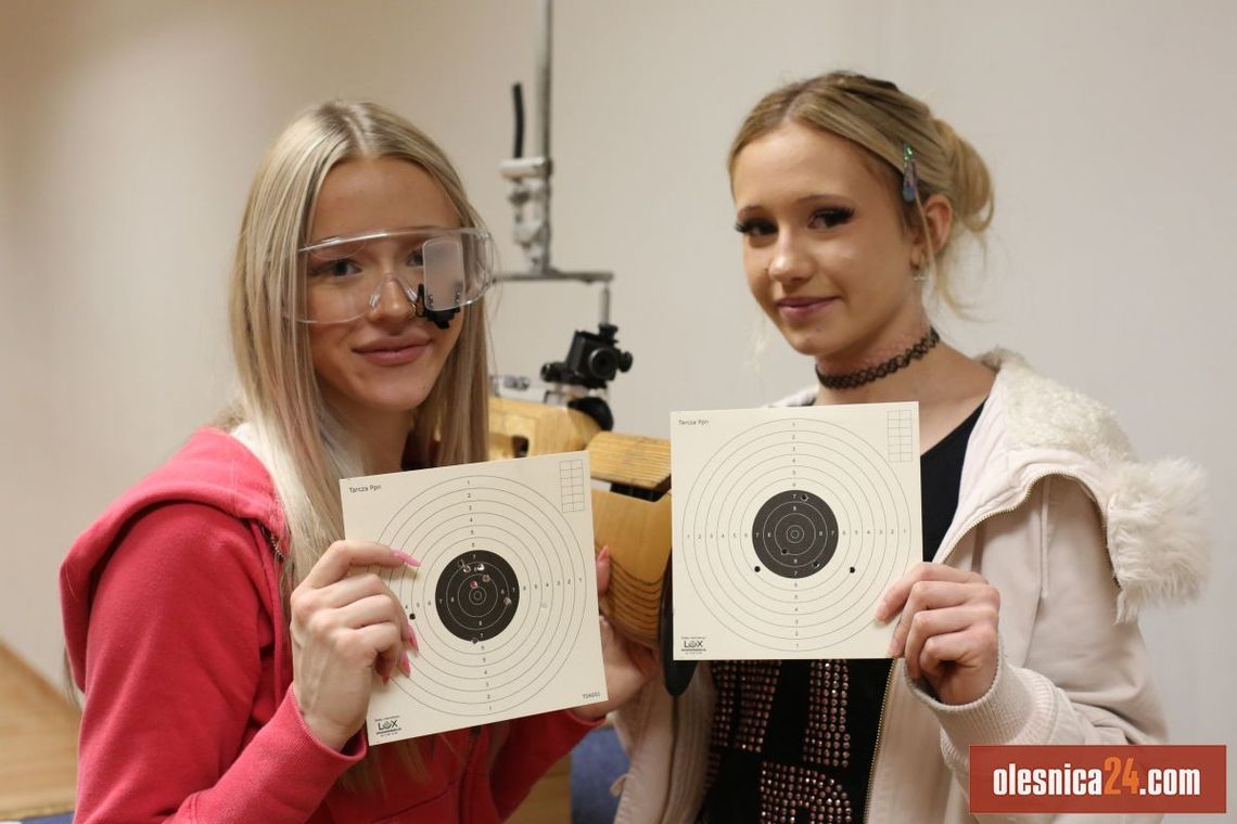 Panie strzelały w Twardogórze. Tak wyglądał prawdziwy Wystrzałowy Dzień Kobiet