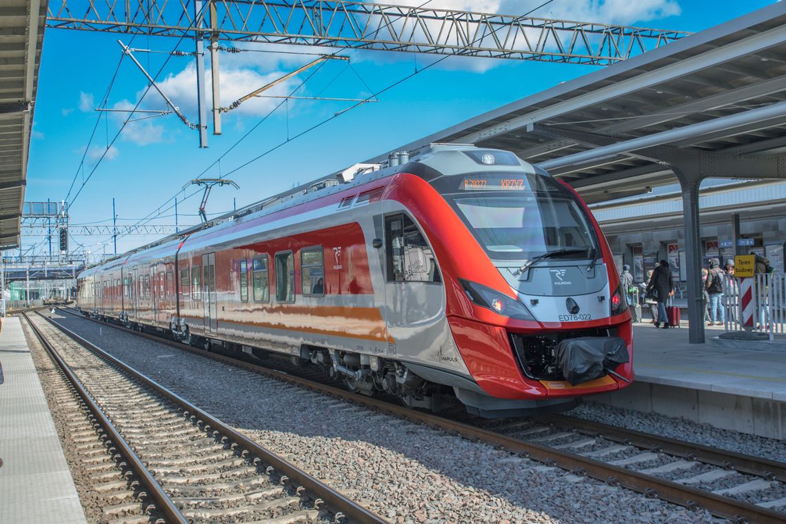Pasażerowie klną. Znowu problemy na Polregio! [AKTUALIZACJA]