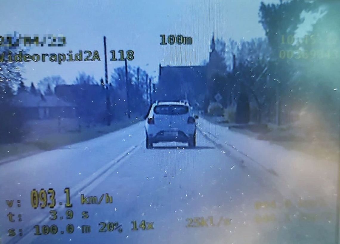 Pędzili w terenie zabudowanym w powiecie oleśnickim. Ile ich to kosztowało?