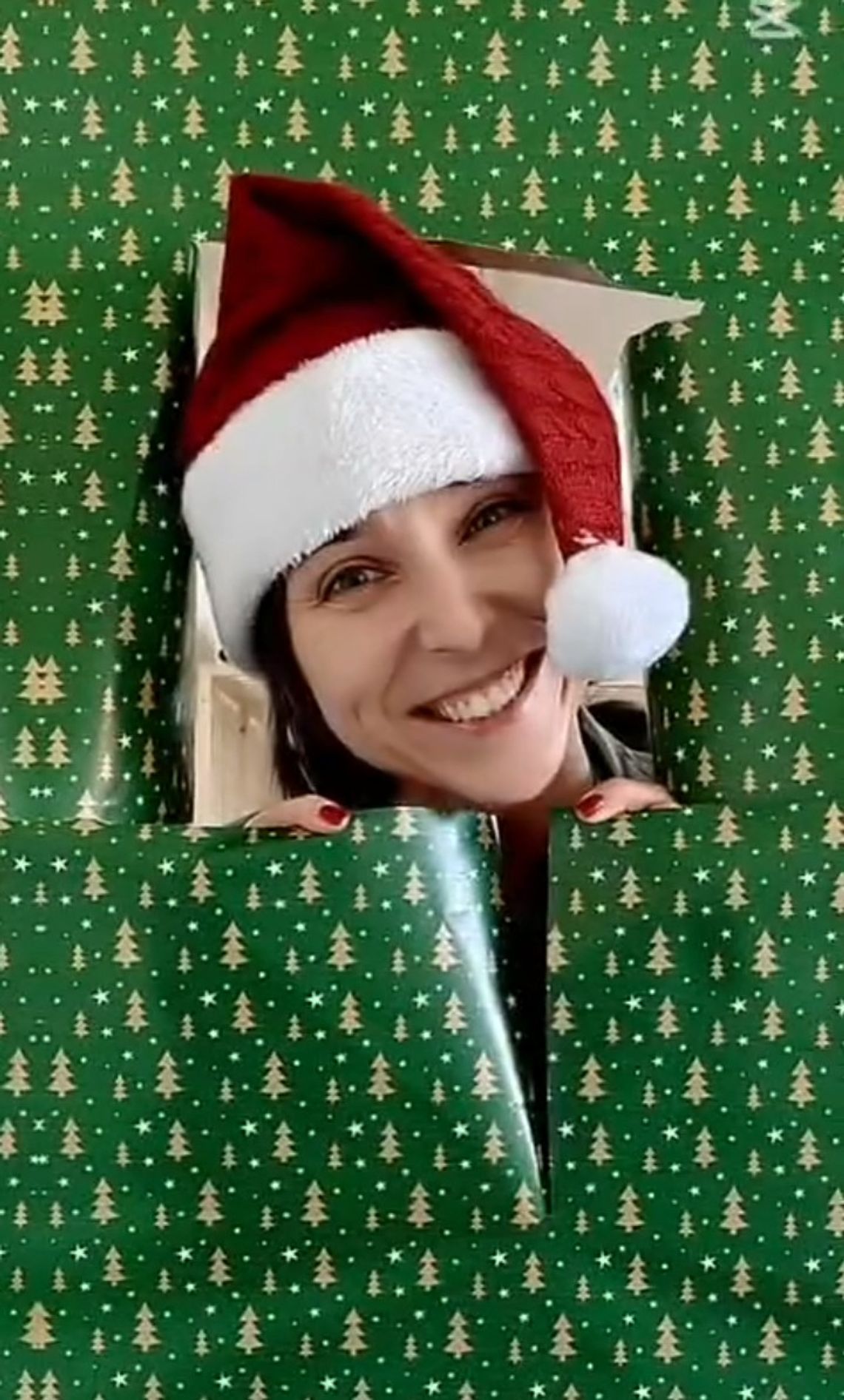 Personel rehabilitacji w Sycowie złożył oryginalne życzenia pacjentom i współpracownikom (ROLKA)