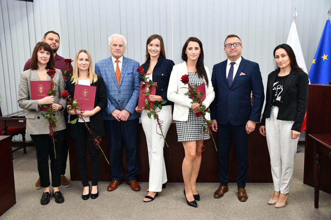 Pięcioro nauczycieli otrzymało stopień nauczyciela mianowanego