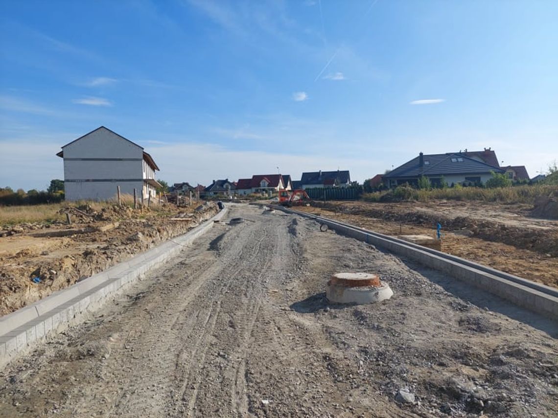 Pierwsze prace przy budowie drogi na ulicy Europejskiej w Oleśnicy