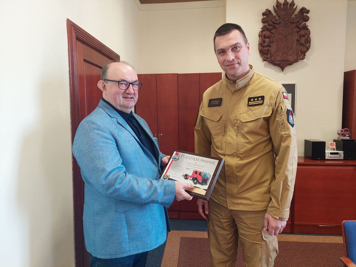 Podziękowanie dla burmistrza Oleśnicy za wsparcie straży pożarnej