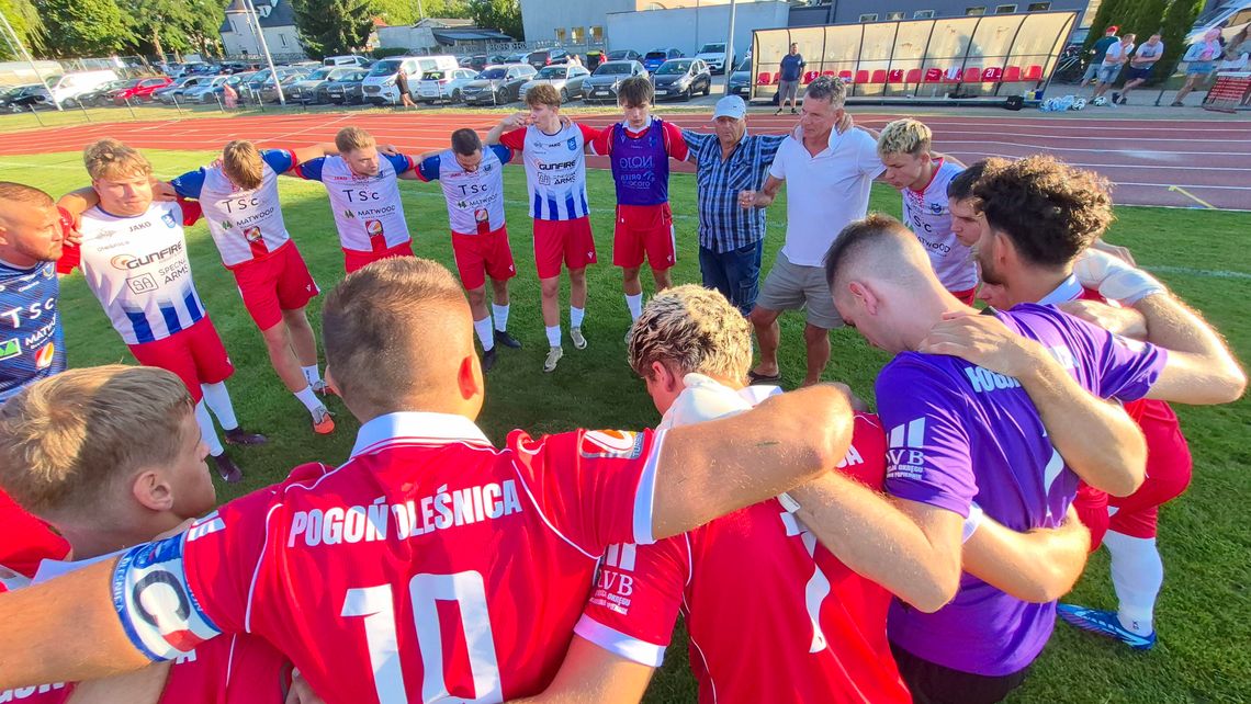 Pogoń Oleśnica efektownie zaczęła batalię o awans (LIVE)
