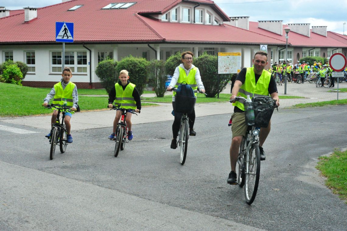 Pojechali rowerami przez gminę Dobroszyce