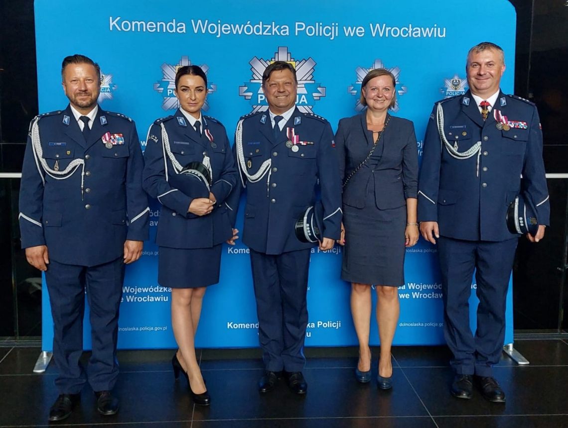 Policjanci z powiatu oleśnickiego odznaczeni na dolnośląskich obchodach Święta Policji