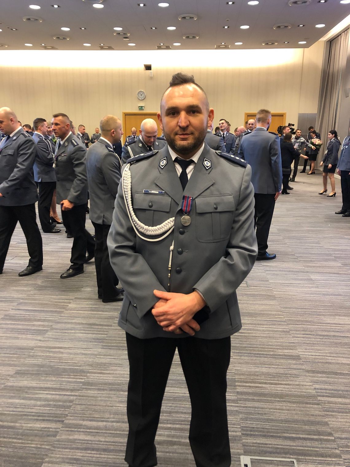Policjant z Oleśnicy odznaczony 