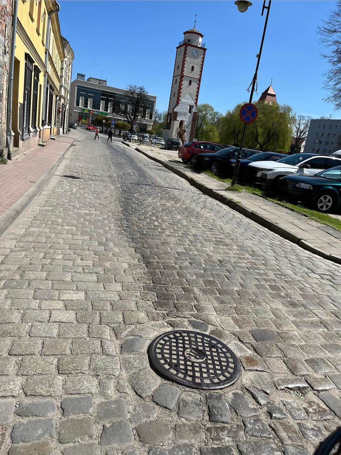 Ponad kilometr śliskiej nawierzchni