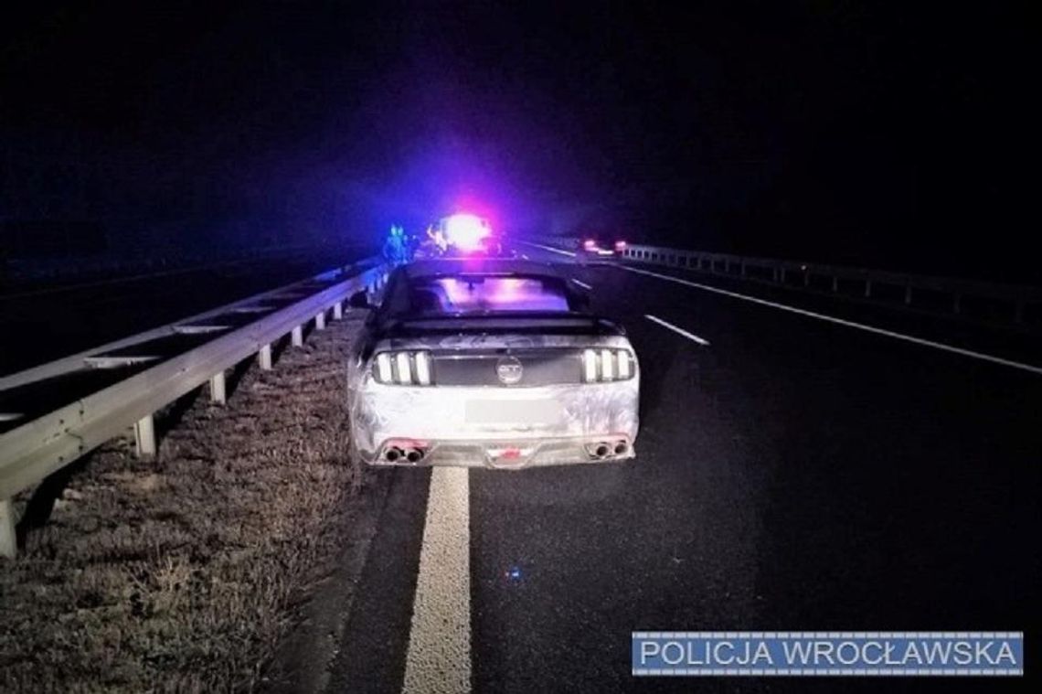 Porzucił auto na S8 pod Oleśnicą...