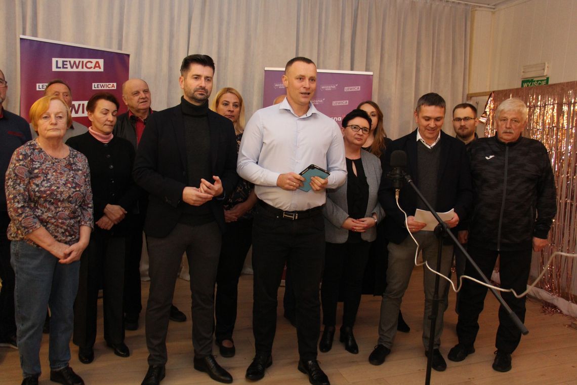 Poseł Śmiszek krytykuje rząd PiS, przewodniczący Karaś burmistrza Oleśnicy 