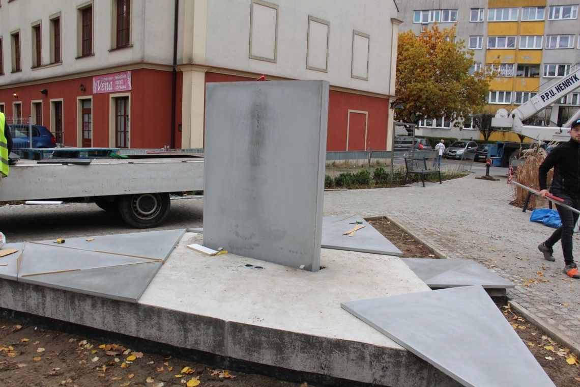 Postawili pomnik Antoniego Cieszyńskiego w Oleśnicy