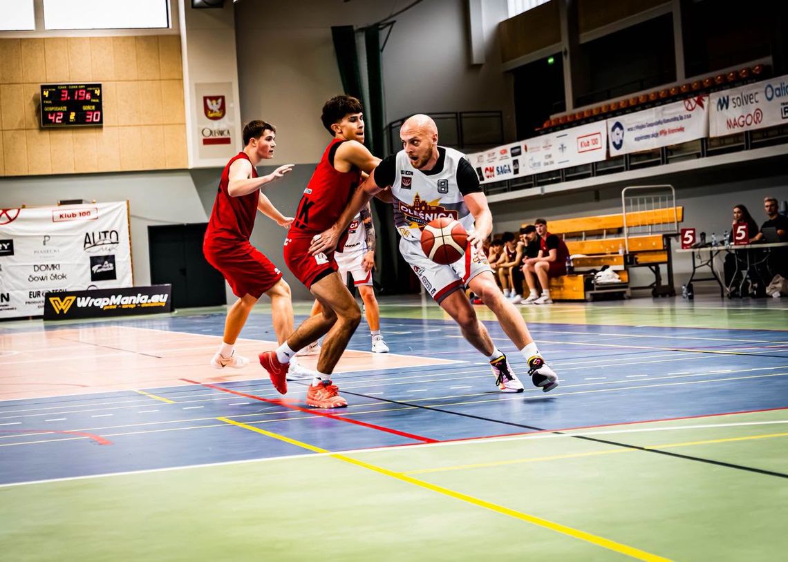 Poważna kontuzja Karola Wiśniewskiego. Zawodnik Team-Plast KK Oleśnica przeszedł operację Poważna kontuzja Karola Wiśniewskiego. Zawodnik Team-Plast KK Oleśnica przeszedł operację