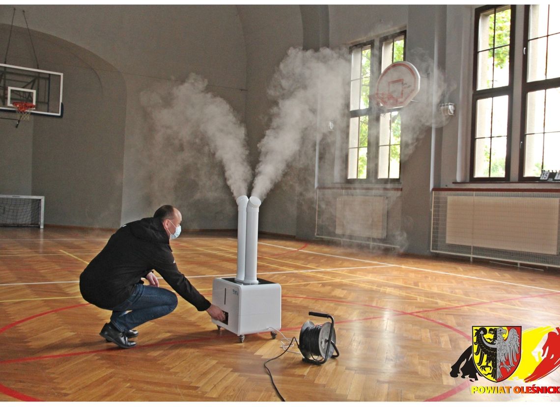 Powiat oleśnicki kupił zamgławiacze