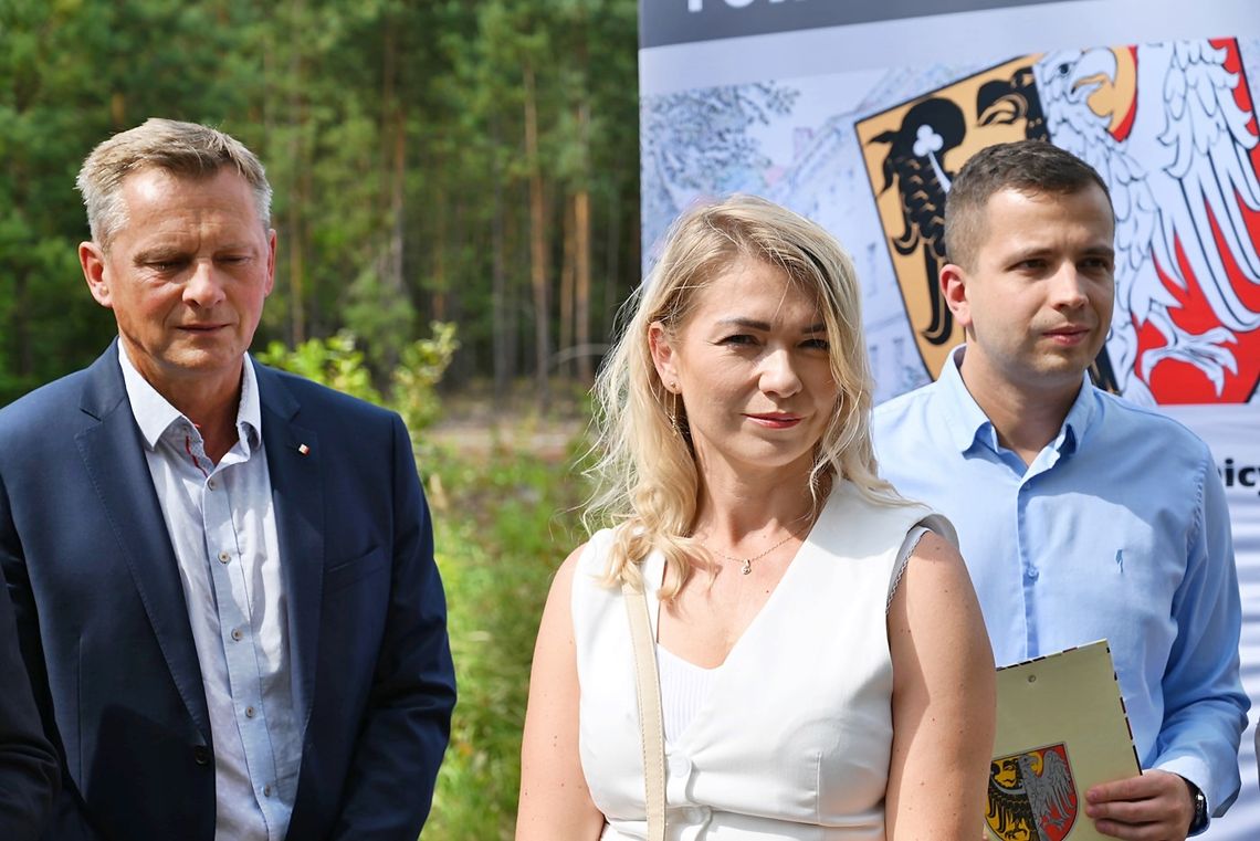 Przebudowa drogi od Strzelec do Grabowna, czyli samorządowa współpraca daje efekty