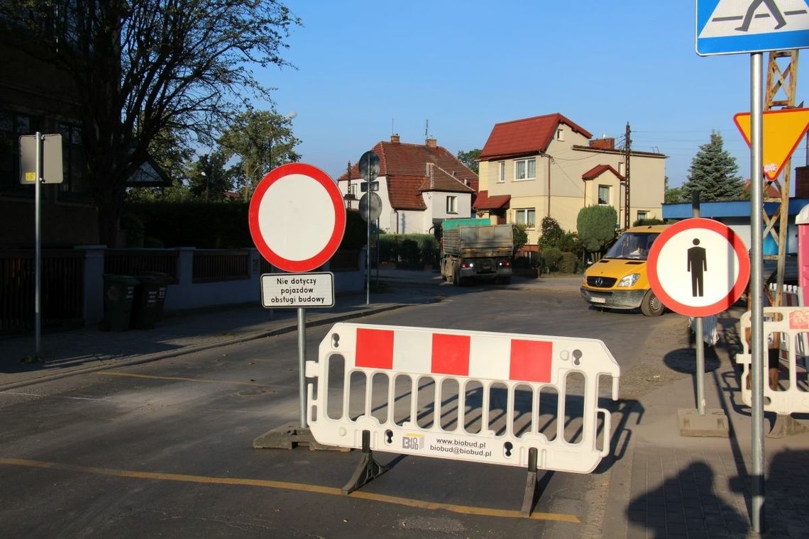 Przejazd  pod wiaduktem na Wałach Jagiellońskich w Oleśnicy jest już zamknięty