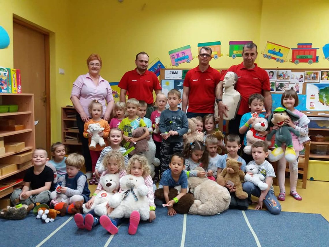 Ratownicy z GKN-u w przedszkolu w Oleśnicy