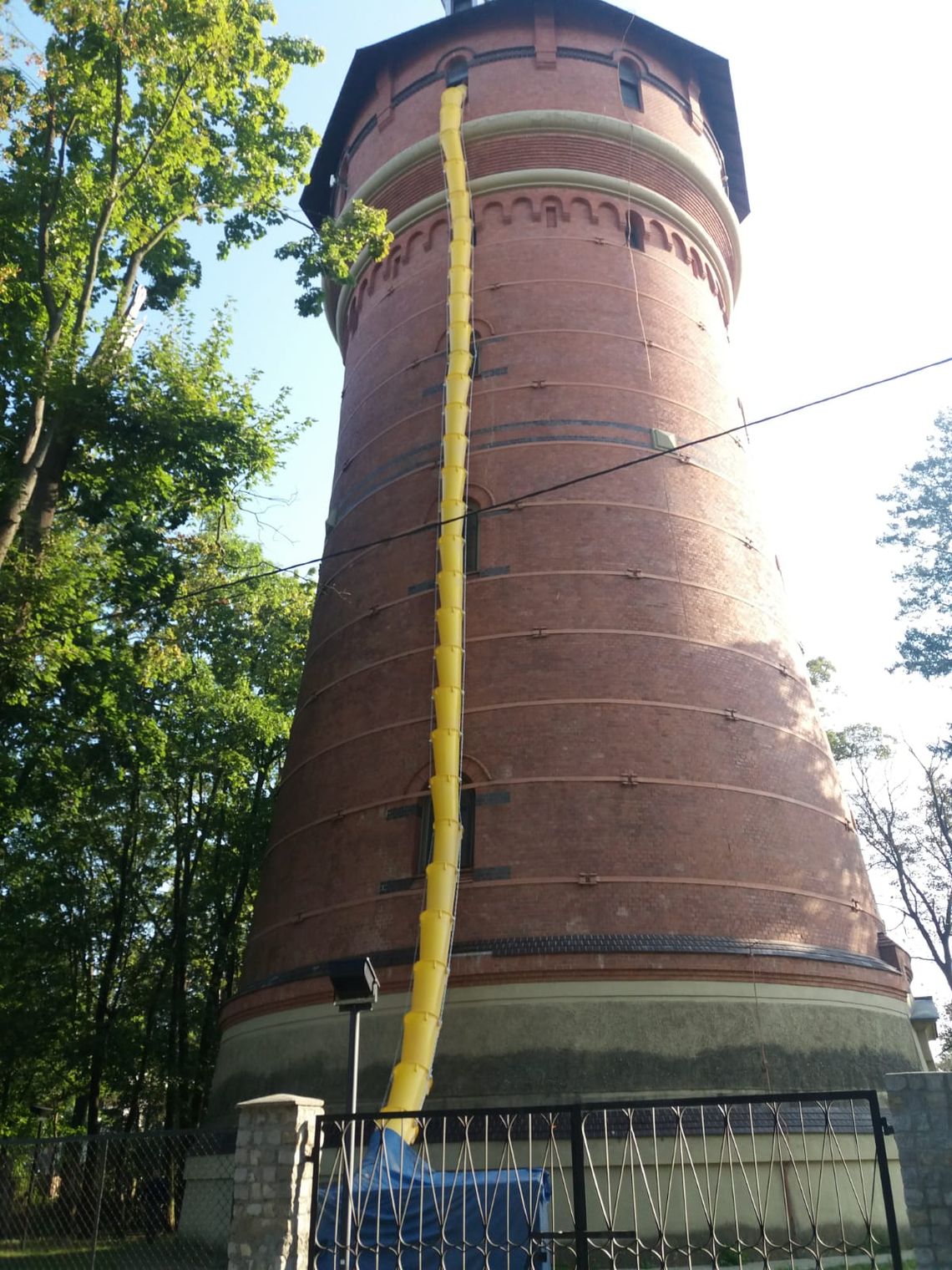 Remont w wieży ciśnień w Oleśnicy 