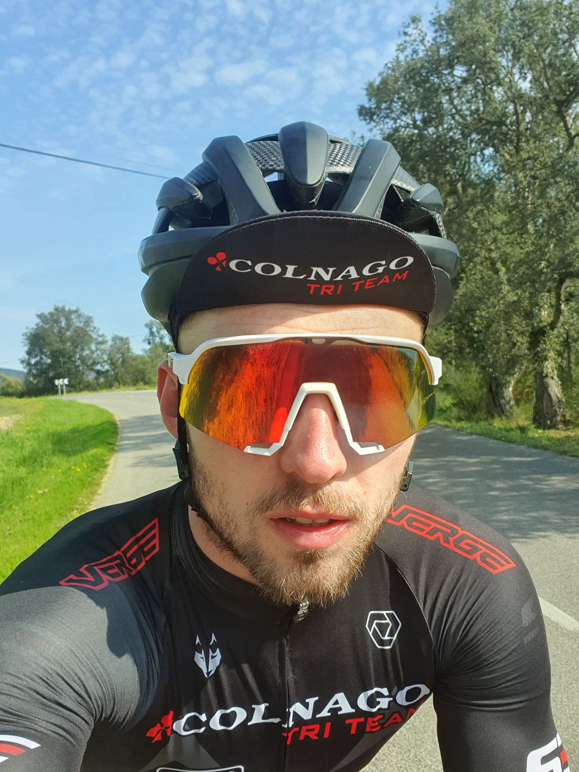 Robert Wilkowiecki na mecie Mistrzostw Świata Ironman na Hawajach