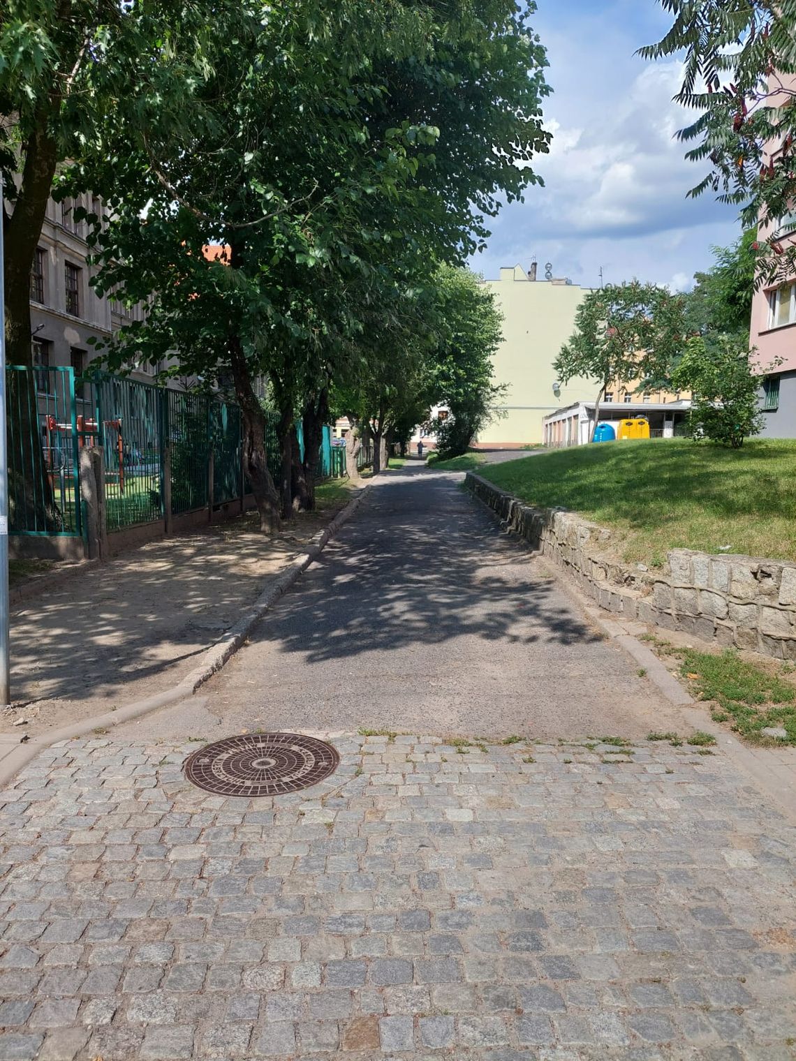 Ścieżka pieszo-rowerowa połączy ulicę Słowackiego z Chopina w Oleśnicy